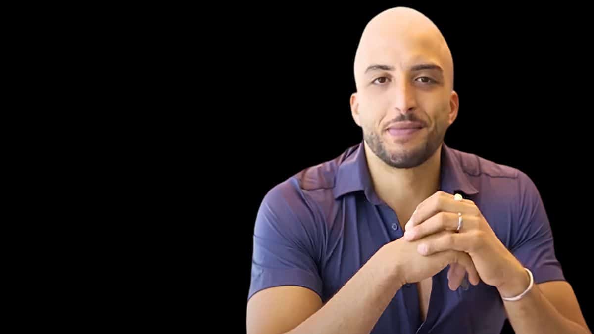Ismael Esnousi, cofondateur d'iClosed, expert en vente high ticket et closing